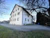 Bezugsfreie, süße 2-Zimmer-Dachgeschosswohnung in Hummeltal Pittersdorf - Gebäudeansicht, Zufahrt