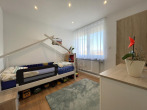 ATTRAKTIVER KAUFPREIS!! - Demnächst bezugsfreie, komplett modernisierte 3,5-Zimmer-ETW mit hochwertiger Einbauküche - Kinderzimmer od. Arbeitszimmer