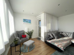 ATTRAKTIVER KAUFPREIS!! - Demnächst bezugsfreie, komplett modernisierte 3,5-Zimmer-ETW mit hochwertiger Einbauküche - Wohnzimmer